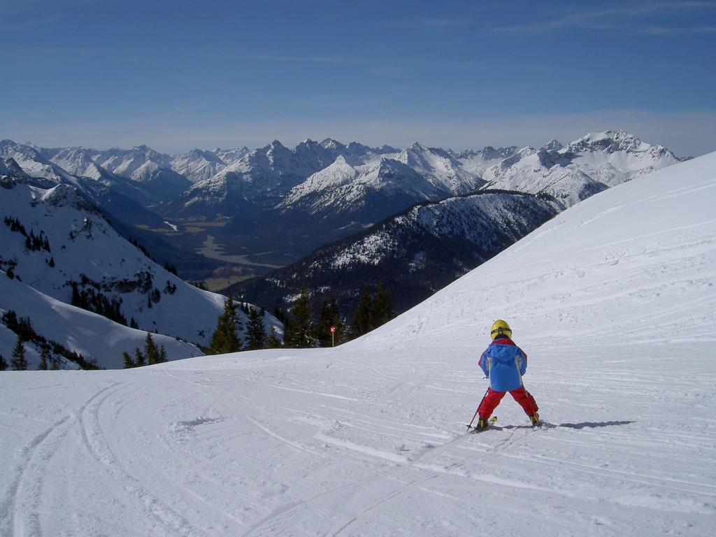 Apart-Alpin Stanzach Exterior photo
